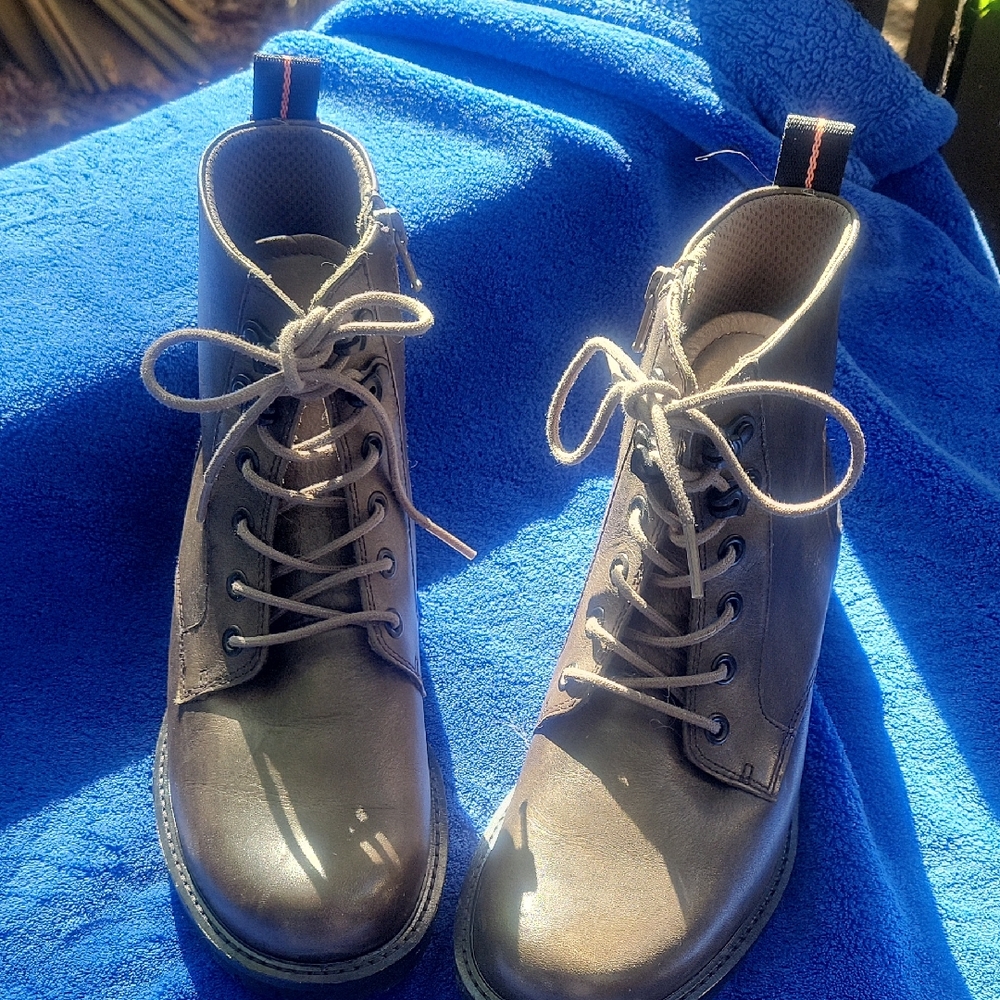 Ecco Gray Combat Boots